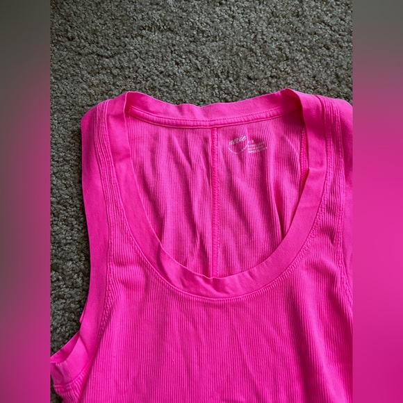 Pink aerie new tags tank top - Picture 2 of 4